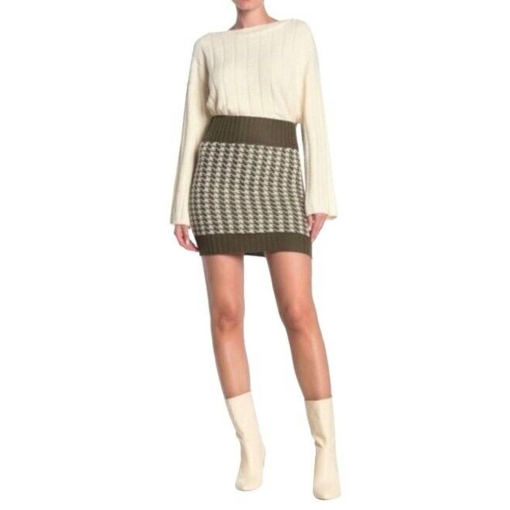Tularosa Olive Houndstooth Print Sweater Skirt Size Small NEW